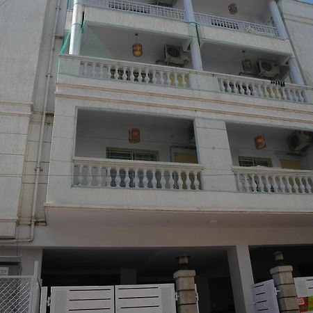 White Bricks Inn 班加罗尔 外观 照片
